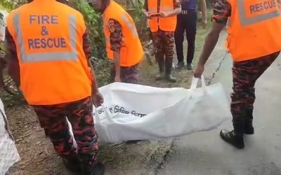 কোটচাঁদপুর নওদাগা বাসস্ট্যান্ডে ভ্যান ও বাসের মুখোমুখি সংঘর্ষে ১ জন নিহত