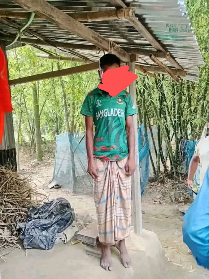 নেত্রকোনার পূর্বধলায় স্ত্রীর এলাকায় মোবারক হোসেন নামে এক ব্যক্তির জ্বলন্ত লাশ উদ্ধার