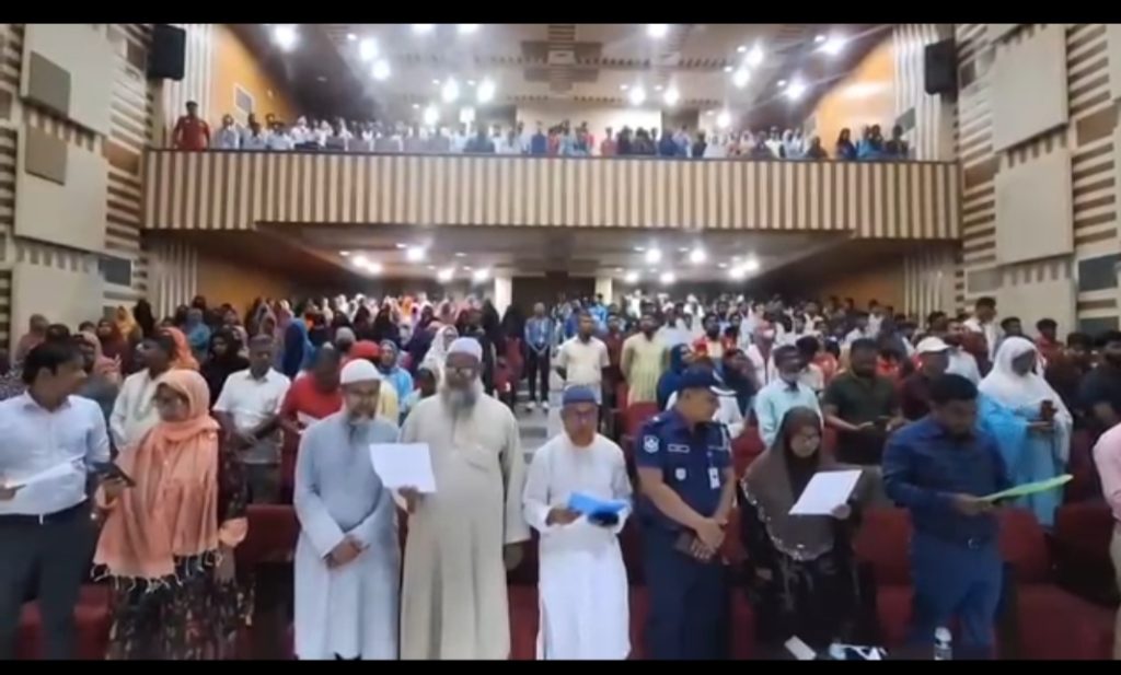 জয়পুরহাটে জুলাই পূর্ণজাগরনে সমাজ গঠনে লাখো কন্ঠে শপথ পাঠ  অনুষ্ঠিত 