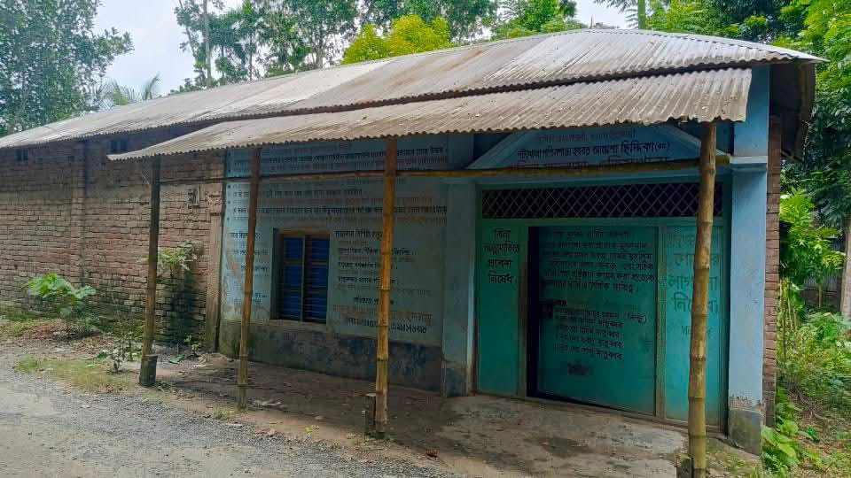 সালথায় স্থানীয় দ্বন্দ্বের তিন বছর ধরে বন্ধ একটি মহিলা মাদ্রাসা 