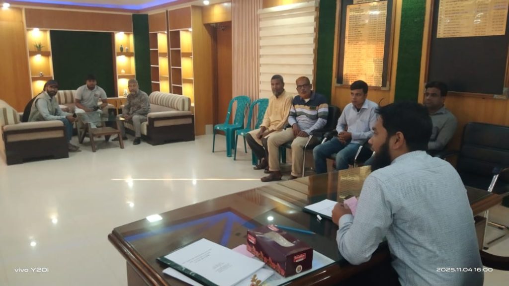 ভোলাহাটে নয়া এসি ল্যাণ্ড ও ইউএনও (অতিরিক্ত দায়িত্ব)'র সাথে প্রেসক্লাবের সদস্যদের সাথে মতবিনিময় অনুষ্ঠিত