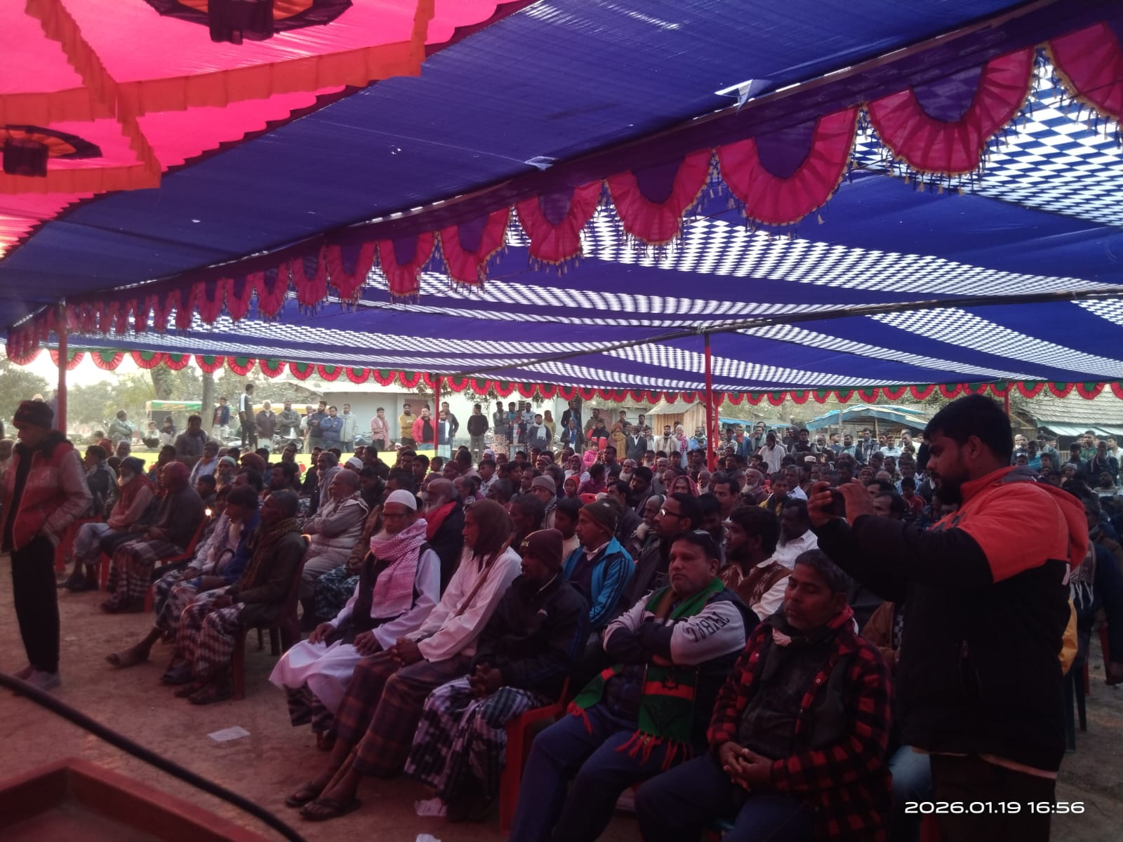 ভোলাহাটে দেশমাতা বেগম খালেদা জিয়ার বিদ্রোহী আত্মার মাগফিরাত কামনায় দোয়া মাহফিল অনুষ্ঠিত