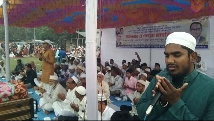 ভোলাহাটে উপজেলা বিএনপির উদ্দ্যোগে ইফতার ও দোয়া মাহফিল অনুষ্ঠিত